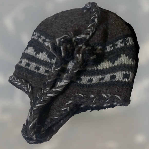 Iconic Wool Ear Flap Warm Winter Hat Made in Nepal OS Brown & Grey Ties & Tassel - Picture 5 of 8